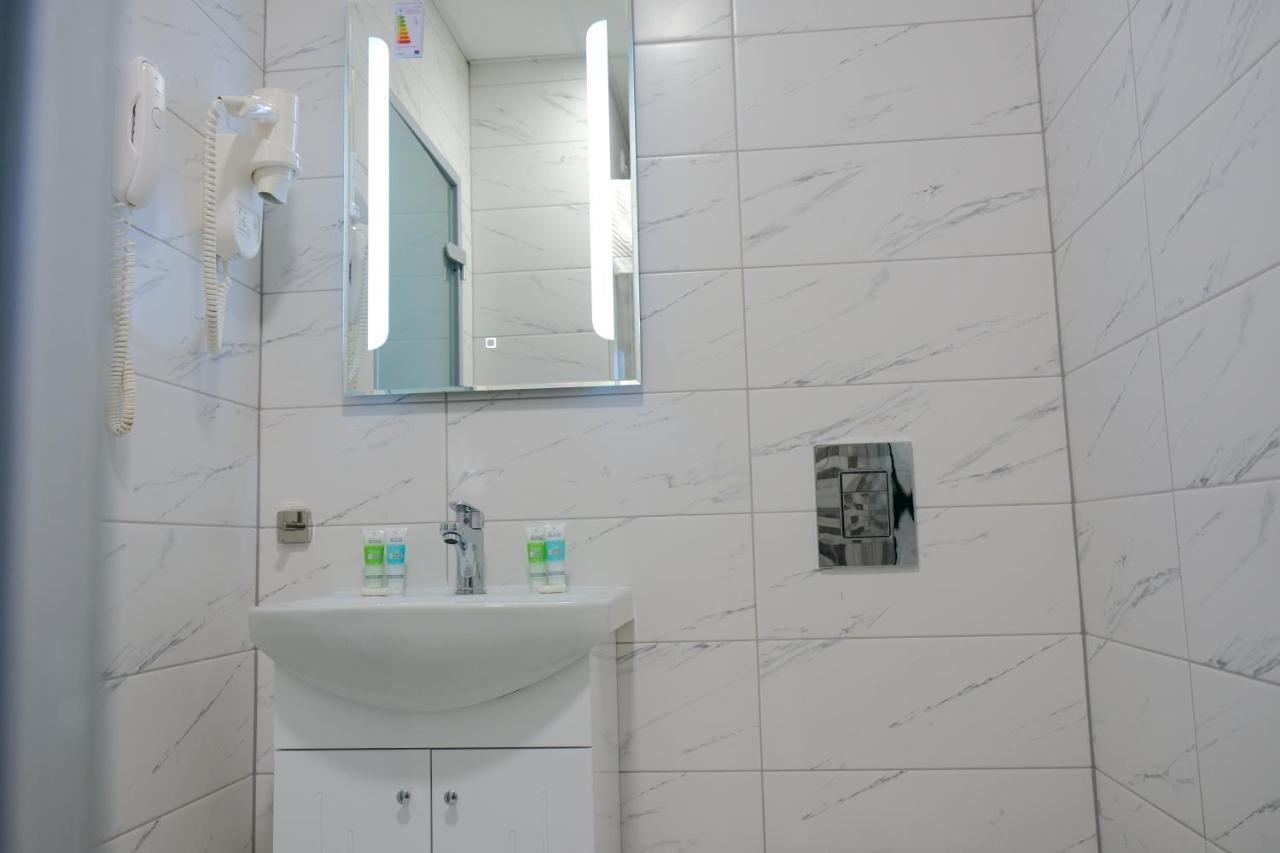 Sps Hotel Plovdiv Ngoại thất bức ảnh